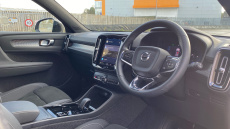 Volvo XC40 2.0 B3P Plus Dark 5dr Auto Petrol Estate